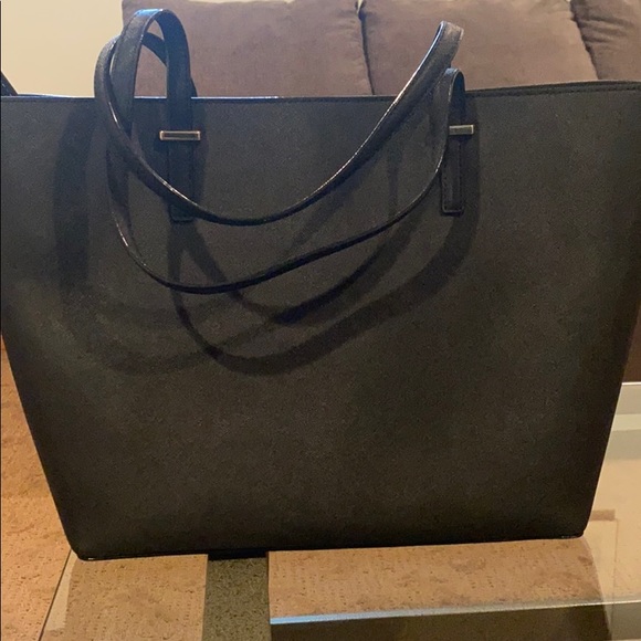 Kate Spade Tote - Picture 4 of 5